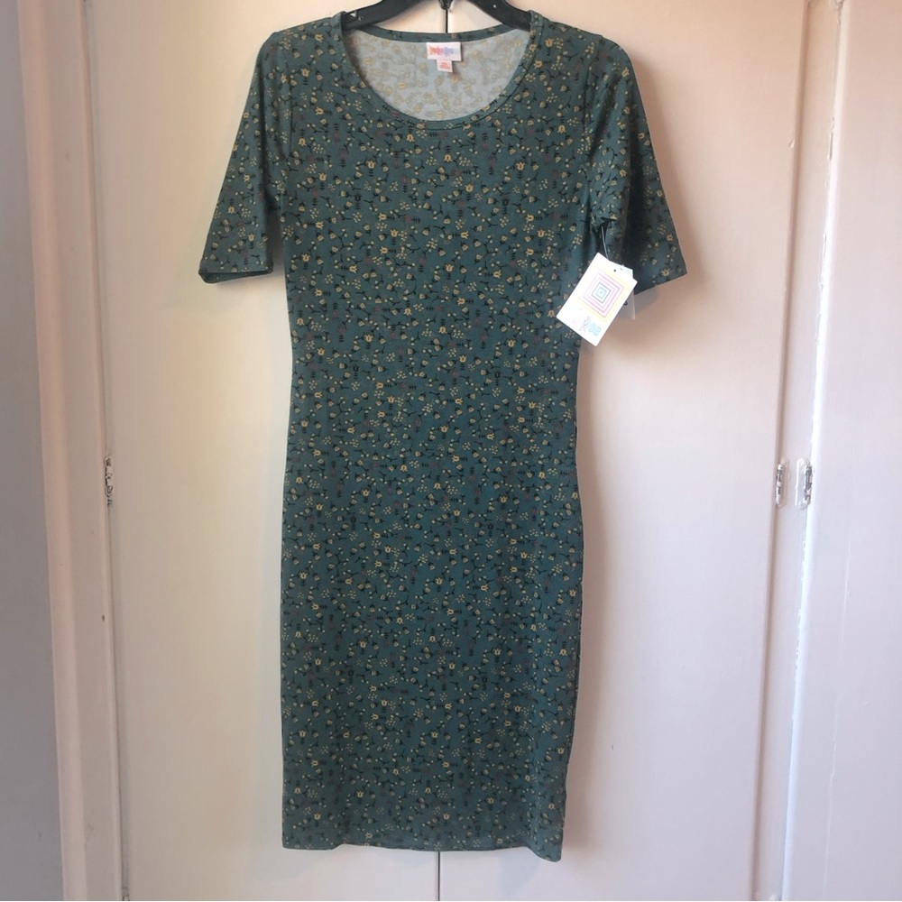 Green & flowered LuLaRoe Julia dress, size XS